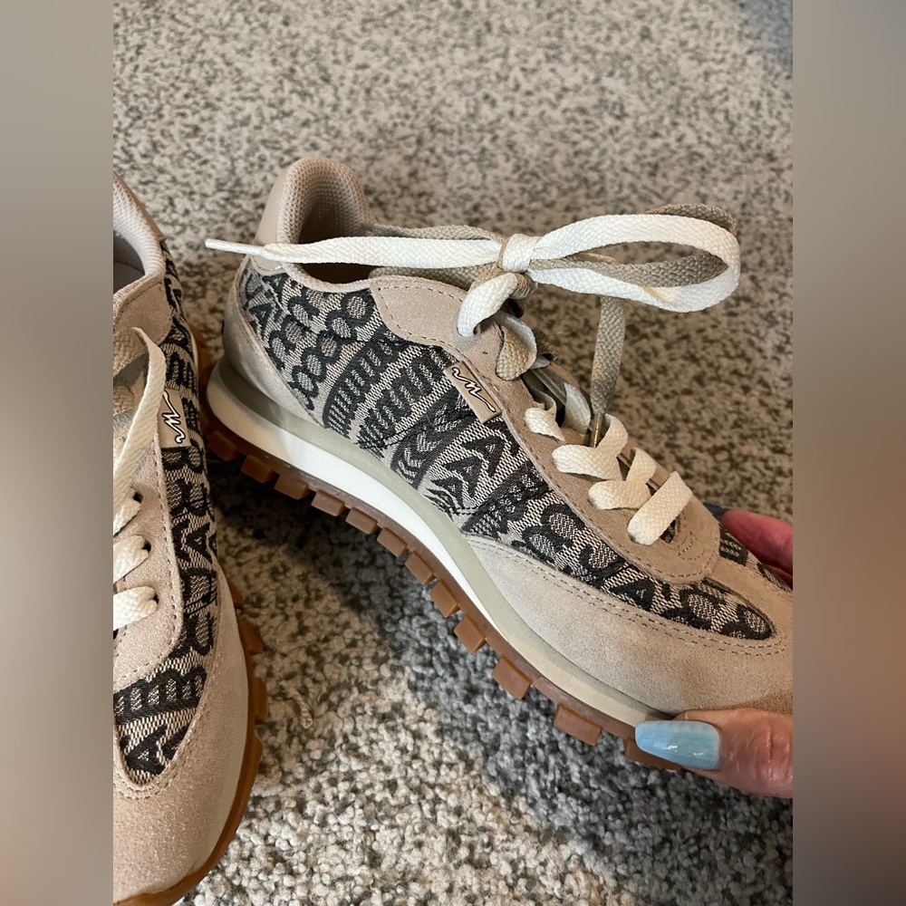 New Marc Jacobs The Monogram Jogger